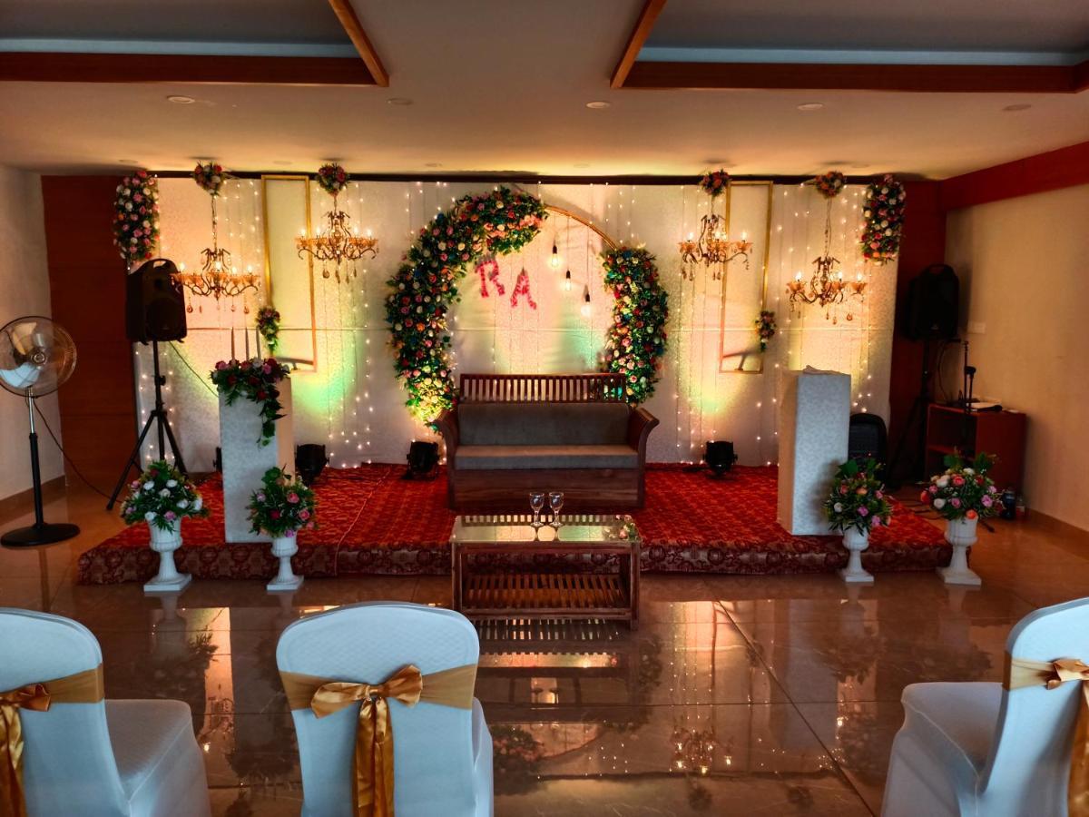 River Terrace Resort&Spa Kochi Buitenkant foto