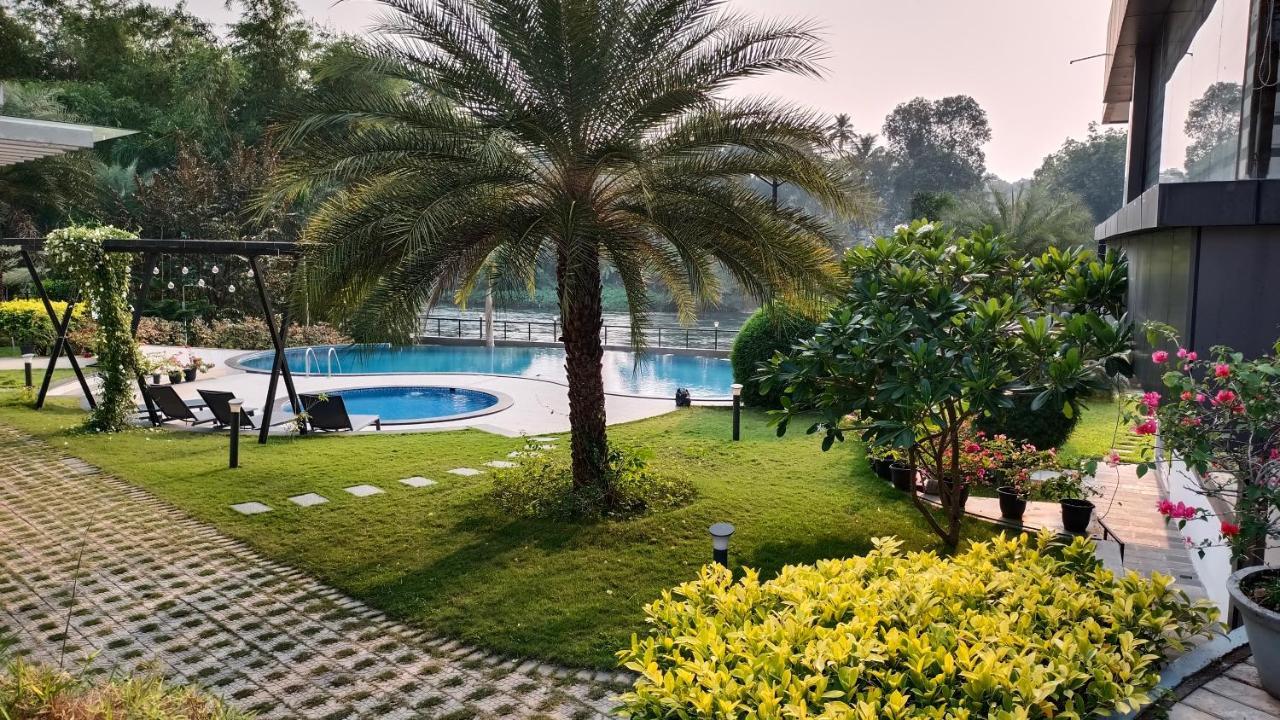River Terrace Resort&Spa Kochi Buitenkant foto