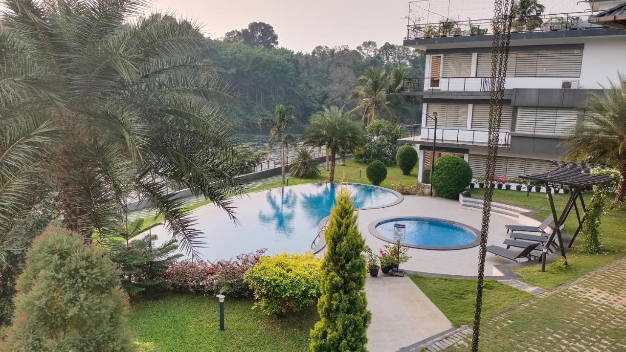 River Terrace Resort&Spa Kochi Buitenkant foto